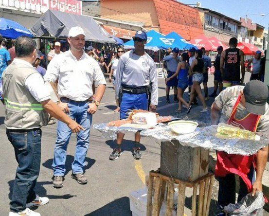 Minsa detecta pollo y carne en mal estado, además de carnés falsos en la Cinta Costera