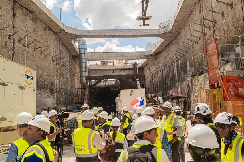 Los trabajos del túnel tendrán una duración de 22 meses. Los trabajos del túnel tendrán una duración de 22 meses.
