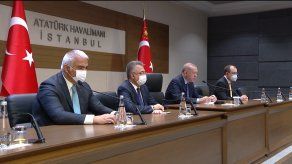 Turquía estudia propuesta de los talibanes para encargarse del aeropuerto de Kabul