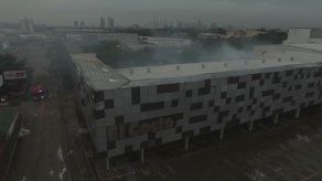 Restablecen parcialmente energía eléctrica en centro comercial Los Pueblos