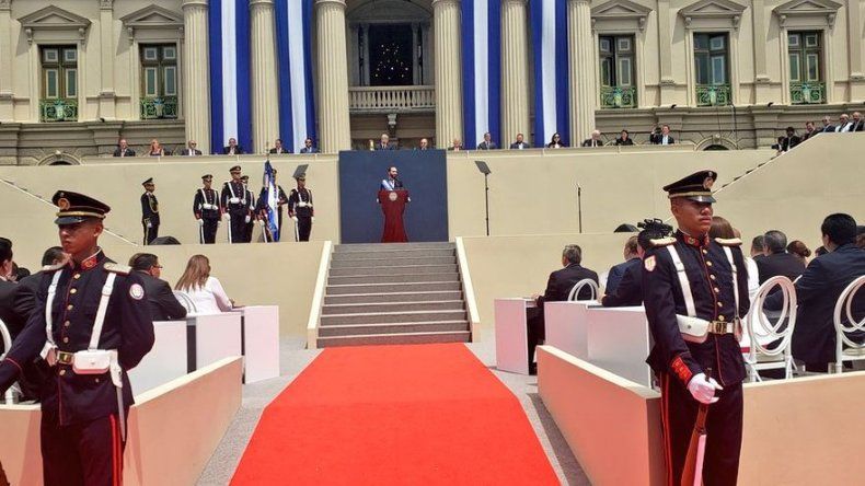 Nayib Bukele asume como presidente de El Salvador