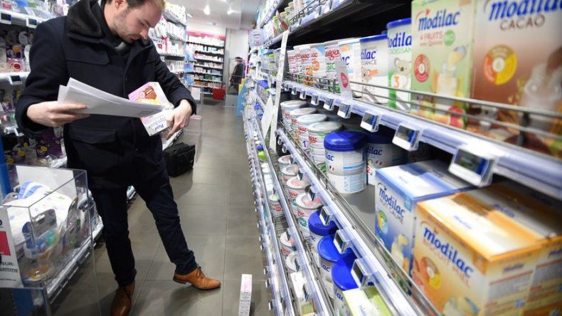 Retiro de leche francesa contaminada se extiende a 83 países