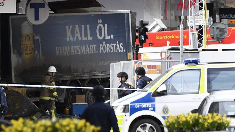 Asciende a 5 el balance de personas fallecidas por el atentado de Estocolmo