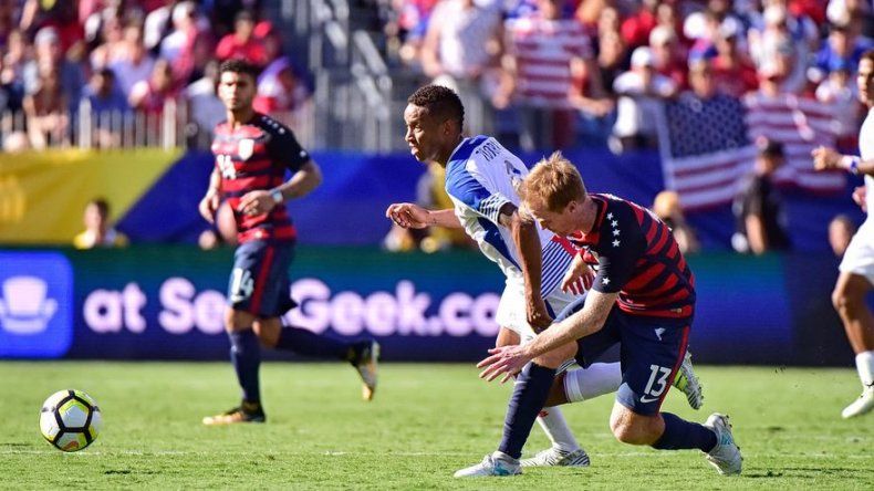 Estados Unidos y Panamá igualan 1-1 en debut del Grupo B de la Copa Oro