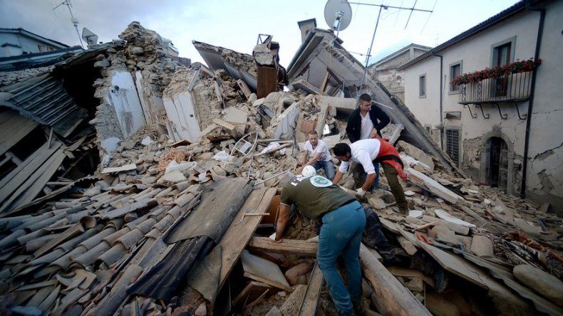 España ofrece a Italia ayuda y solidaridad tras el devastador terremoto