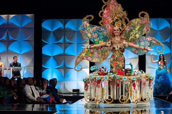 Los trajes típicos más curiosos de Miss Universo 2019