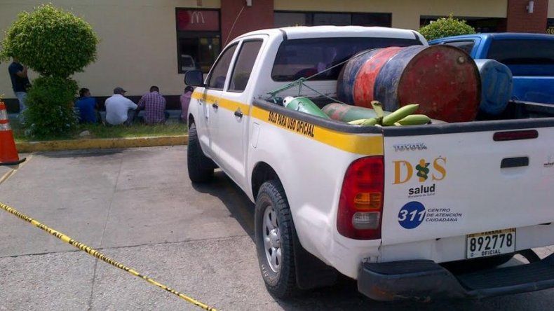 Detienen a cinco por transportar droga en vehículo del Minsa