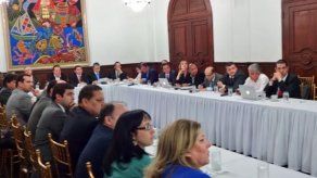 Descentralización funcionará si gobierno se enfoca en funciones y recursos