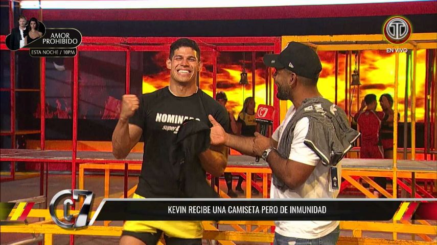 Kevin Varela y Rosmary Gilbert reciben camiseta de inmunidad de Calle 7 Panamá