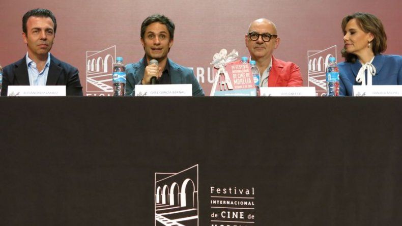 García Bernal revive palabras de Neruda sobre México