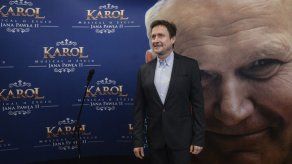 Polonia prepara Karol