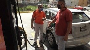 Venezuela vende gasolina por número de matrícula entre filas y protestas Venezuela vende gasolina por número de matrícula entre filas y protestas