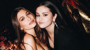 Selena Gómez pide que dejen de amenazar de muerte a Hailey Bieber