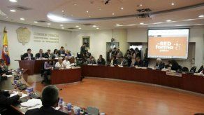 Gobierno colombiano propone ampliar a cinco años período presidencial