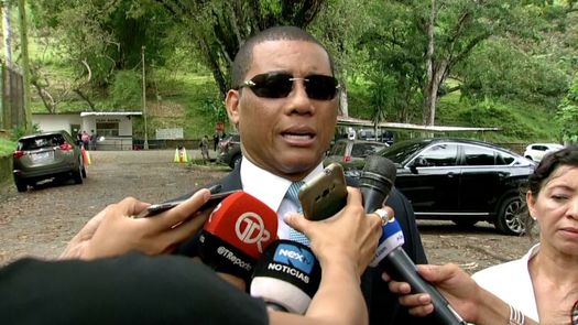 Defensa niega vínculo con fraude a Caja de Ahorros Defensa niega vínculo con fraude a Caja de Ahorros