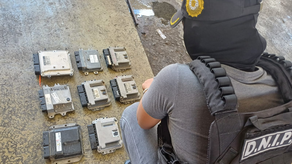 Policía Nacional: Decomiso de computadoras y aprehensión de tres extranjeros Policía Nacional: Decomiso de computadoras y aprehensión de tres extranjeros