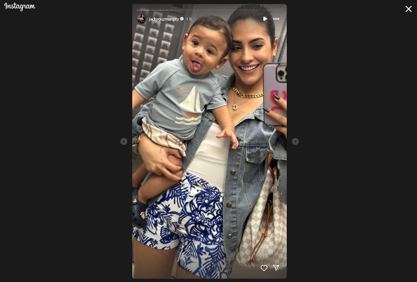 Jacky Guzmán y London Jacky Guzmán y London