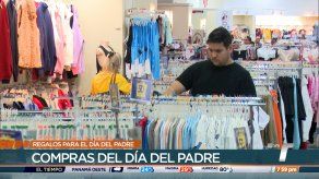 Panameños acuden a comercios por los regalos del Día del Padre
