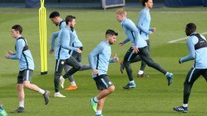 Agüero se somete a artroscopia en una rodilla