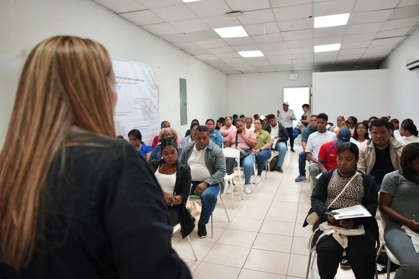 El programa Cobre Emprende incluye un cierre con acompañamiento personalizado. El programa Cobre Emprende incluye un cierre con acompañamiento personalizado.