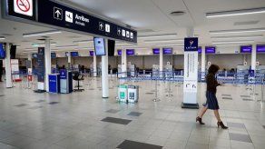 La huelga general en Argentina afecta a casi 600 vuelos y 71.000 pasajeros