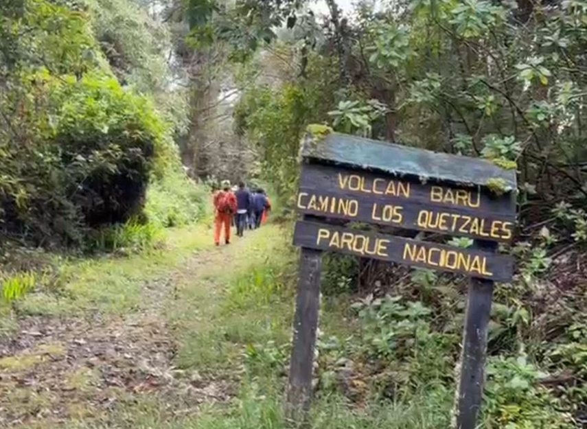 MiAmbiente restablece acceso al Sendero Los Quetzales.
