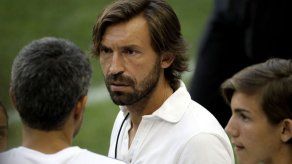 Batistuta y Pirlo obtienen licencia de técnicos