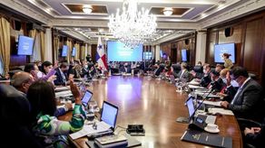 El Consejo de Gabinete indicó que el término del contrato 21-10 es hasta el 2025; sin embargo, el acto público para la modernización del sistema contemplará una vigencia que se extiende por 10 años más. El Consejo de Gabinete indicó que el término del contrato 21-10 es hasta el 2025; sin embargo, el acto público para la modernización del sistema contemplará una vigencia que se extiende por 10 años más.