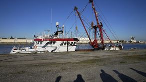 Francia ha amenazado con bloquear a barcos británicos e intensificar las revisiones a embarcaciones del Reino Unido.