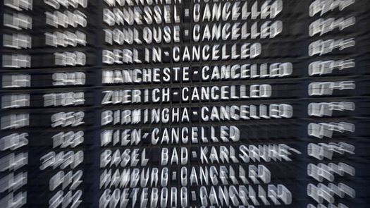 El paro se produce en un momento en que los aeropuertos en Alemania y del Europa sufren alteraciones y largas filas en los controles de seguridad.