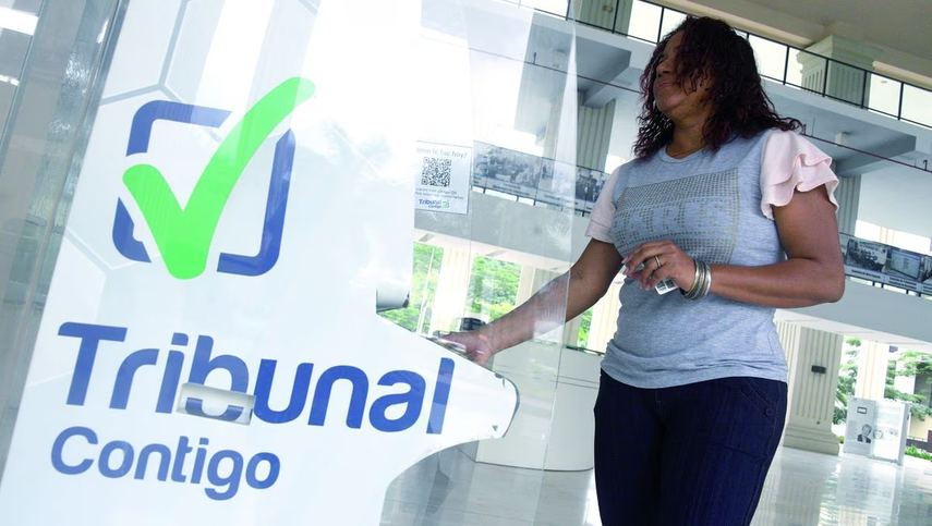 Registro de firma a candidatos por la libre postulación.