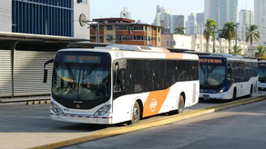Mi Bus realiza desvíos del transporte por rutas cerradas