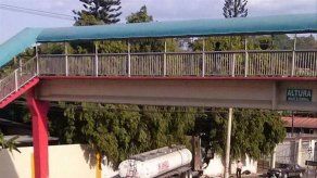 Derrame de combustible en Las Lajas tras triple colisión Derrame de combustible en Las Lajas tras triple colisión