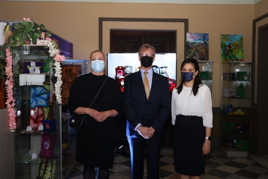 La comisaria europea se reunió con&nbsp;la ministra de Gobierno