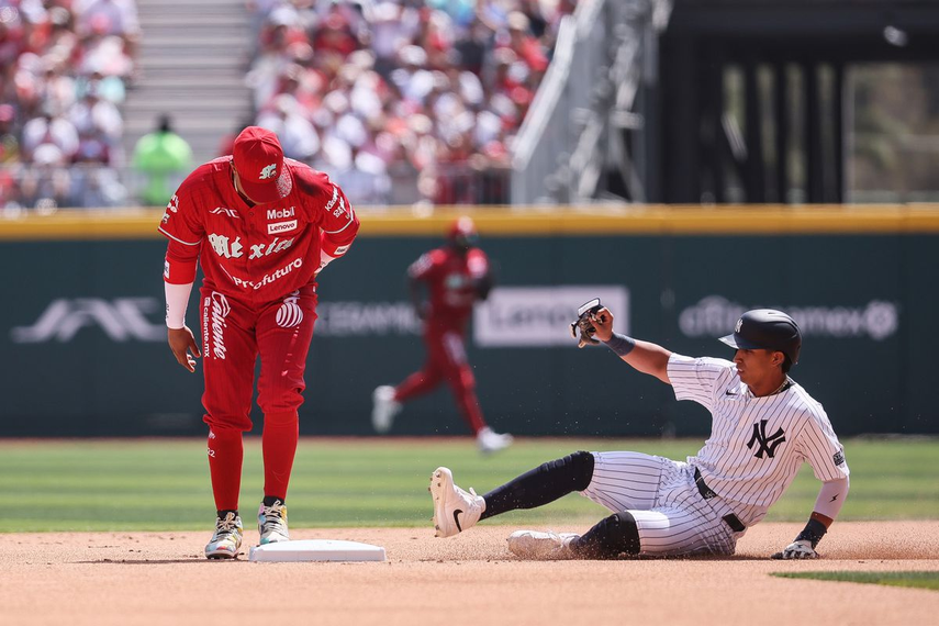 Los Yankees de Nueva York fueron derrotados por los Diablos Rojos
