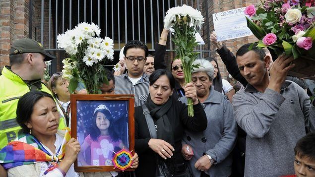 Acusan de destrucción de evidencia a hermanos de asesino de niña en Colombia