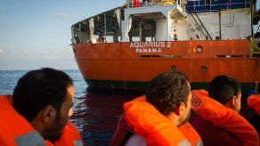 Denuncian presión de Italia a Panamá para privar de bandera al barco Aquarius
