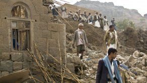 Yemen recibe más ayuda humanitaria y siguen combates en el sur