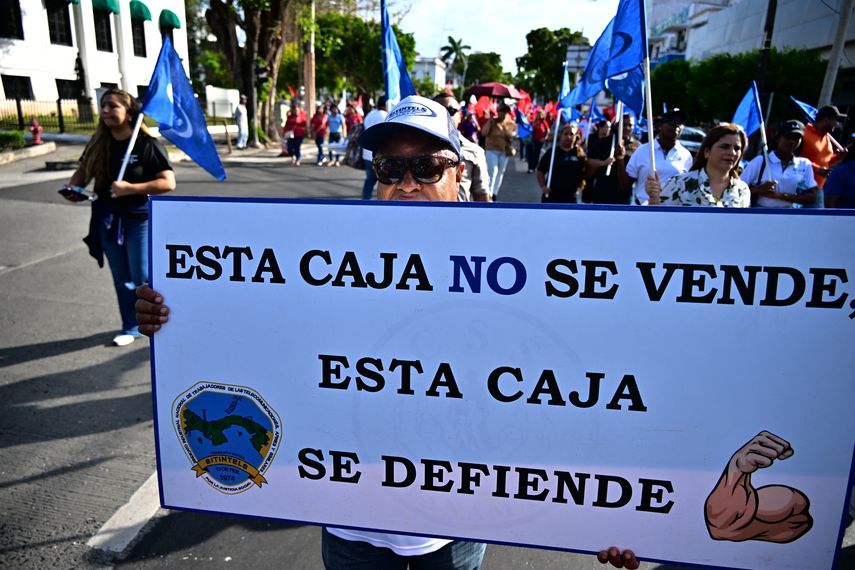 En la tarde de este martes, Mulino sancionó la Ley 462, que adiciona y deroga artículos de la Ley 51 de 2005, que reforma la Ley Orgánica de la CSS. En la tarde de este martes, Mulino sancionó la Ley 462, que adiciona y deroga artículos de la Ley 51 de 2005, que reforma la Ley Orgánica de la CSS.