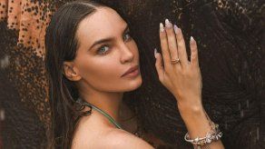 Belinda anuncia su regreso en compañía de nueva disquera