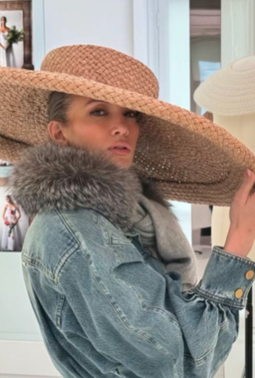 Jennifer López y su hija Emme Muñiz arrasan en su visita a Paris