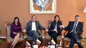 Bogotá y Caracas reanudan contacto diplomático en Quito por crisis fronteriza