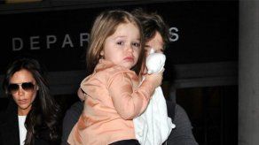 Harper Beckham se vuelca con la decoración navideña