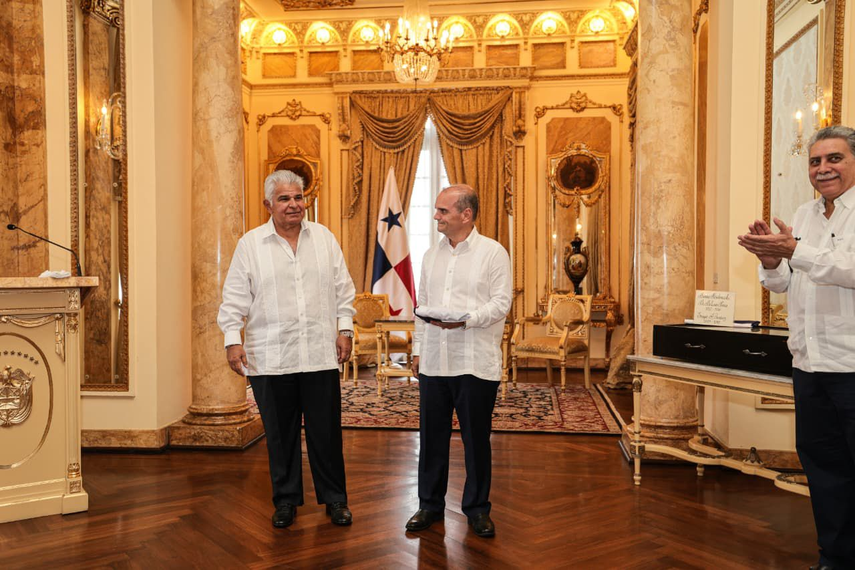 Rodolfo Moreno es el abanderado del 3 de noviembre