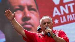 Cabello dice que Venezuela debe pedir visa a panameños tras medida de Varela