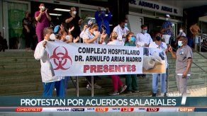 Pacientes se muestran en desacuerdo con paro de técnicos asistentes y auxiliares de laboratorio