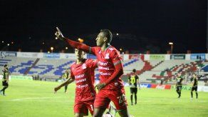 Roberto Nurse sigue encendido y anota su gol 15 en el Ascenso MX
