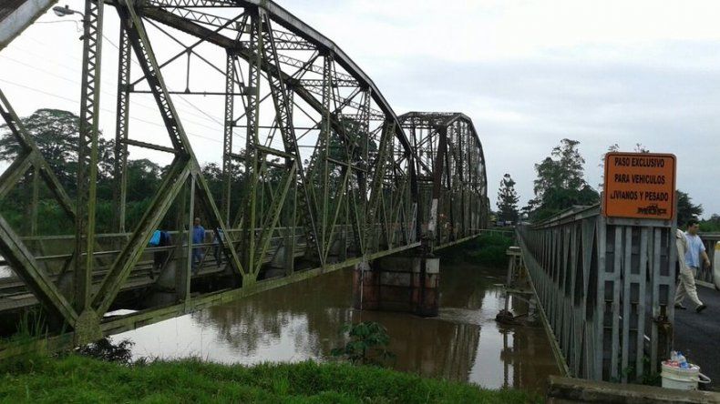 Panamá y Costa Rica se reunieron por puente sobre Río Sixaola