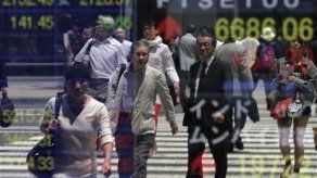 Descenso del yen abarata los productos de Japón