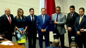 Cuestionamientos ante aprobación y sanción de la ley de contrato entre el Estado y Minera Panamá